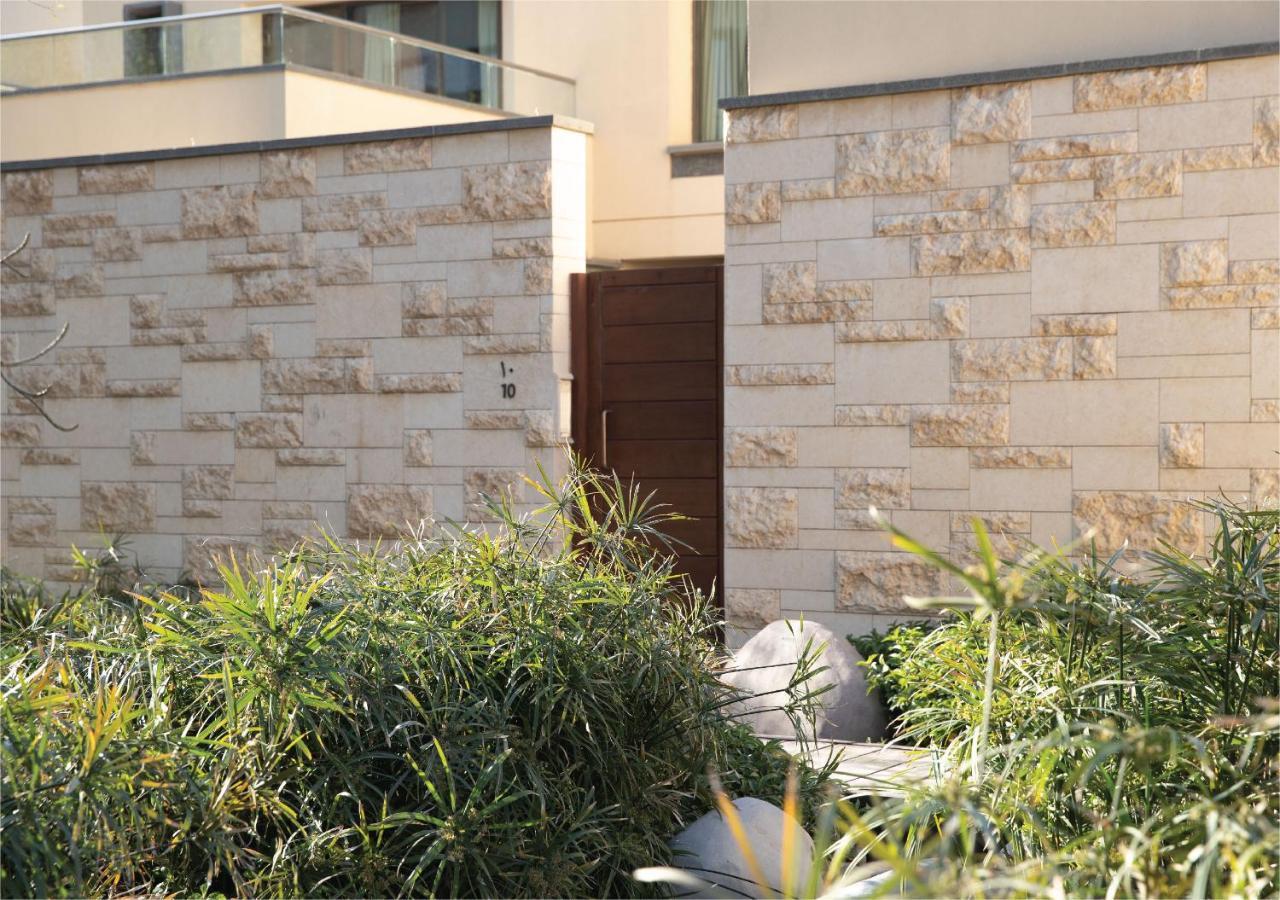 Jumeirah Messilah Beach Kuwait 쿠웨이트 외부 사진 A house in the village