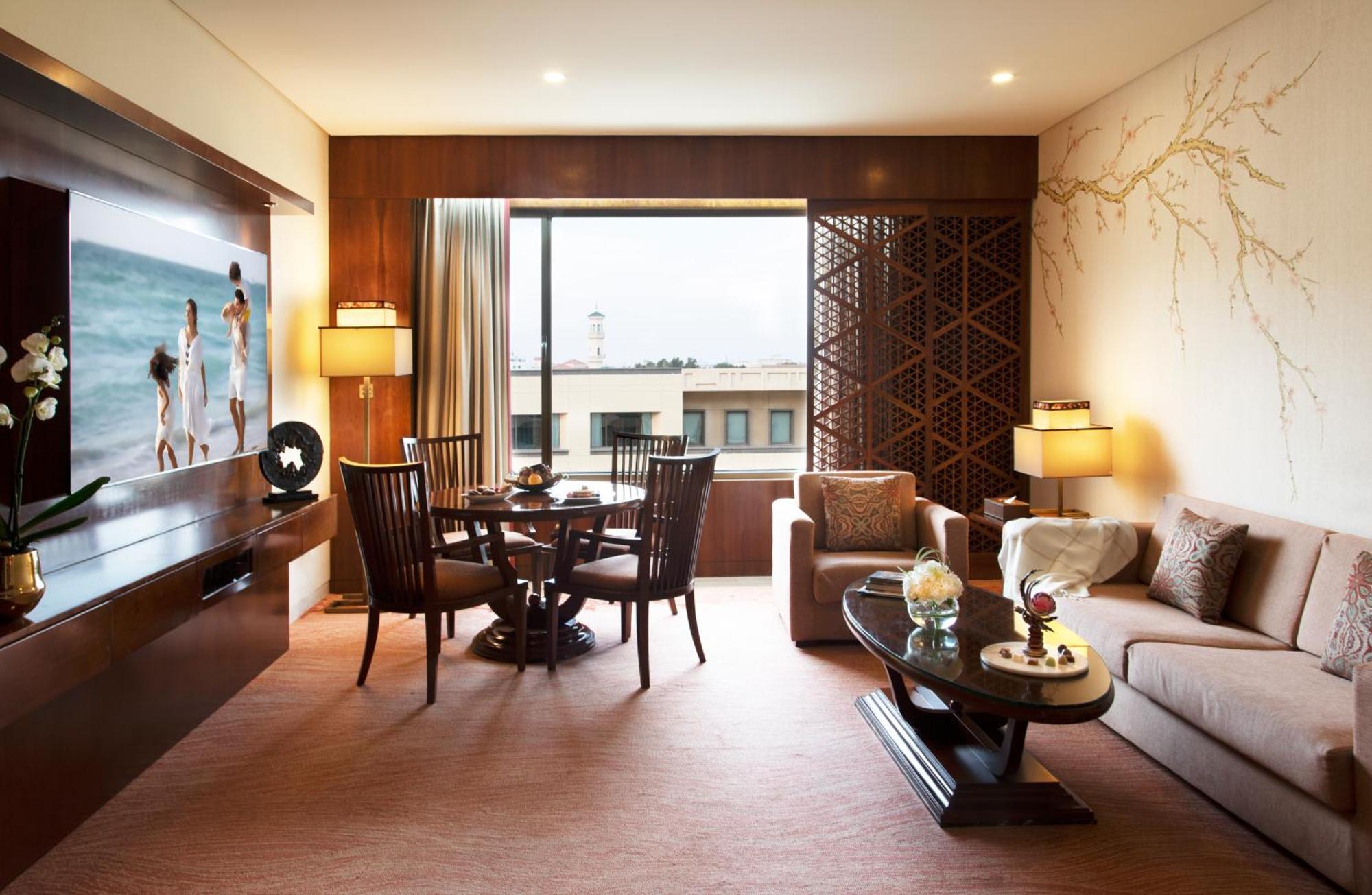 Jumeirah Messilah Beach Kuwait 쿠웨이트 외부 사진 A suite at The Park, Hyderabad