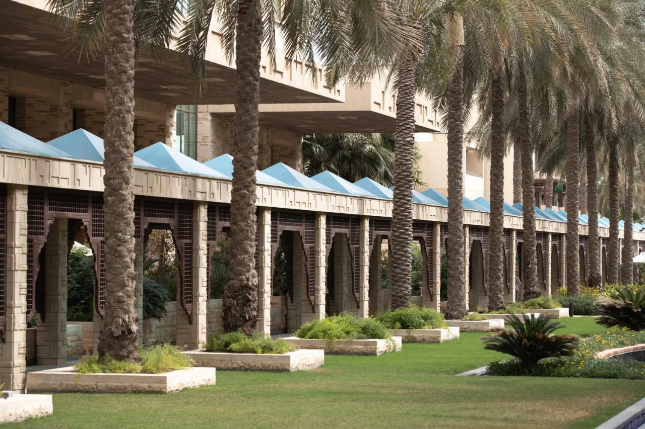 Jumeirah Messilah Beach Kuwait 쿠웨이트 외부 사진 The American University of Beirut